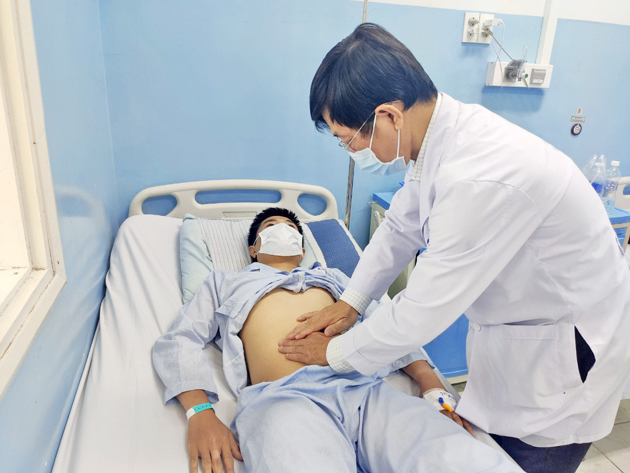 tin tuc doi song ngay 223 cu ong 81 tuoi phat hien mac ung thu gan tu dau hieu o ha suon phai3 tin tuc doi song ngay 223 cu ong 81 tuoi phat hien mac ung thu gan tu dau hieu o ha suon phai3