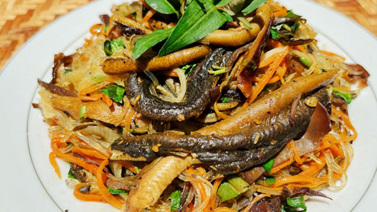 cach che bien mien luon xao cuc de nguoi vung ve den may cung co the lam duoc5 cach che bien mien luon xao cuc de nguoi vung ve den may cung co the lam duoc5
