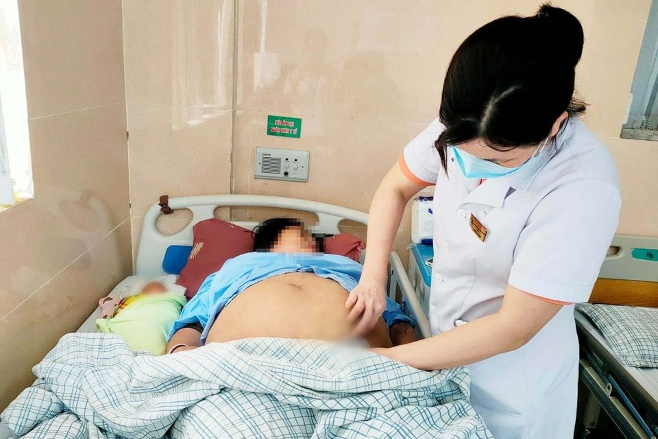 tin tuc doi song moi nhat ngay 2742023 nguoi dan ong 65 tuoi bi thung da day ta trang hiem gap1 tin tuc doi song moi nhat ngay 2742023 nguoi dan ong 65 tuoi bi thung da day ta trang hiem gap1