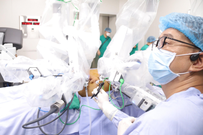 tin tuc doi song moi nhat ngay 1952023 nguoi dan ong bi ung thu than duoc phau thuat bang robot tin tuc doi song moi nhat ngay 1952023 nguoi dan ong bi ung thu than duoc phau thuat bang robot