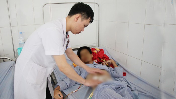 tin tuc doi song moi nhat ngay 2252023 nguoi dan ong phat hien mac ung thu sau khi bi dau bung keo dai tin tuc doi song moi nhat ngay 2252023 nguoi dan ong phat hien mac ung thu sau khi bi dau bung keo dai