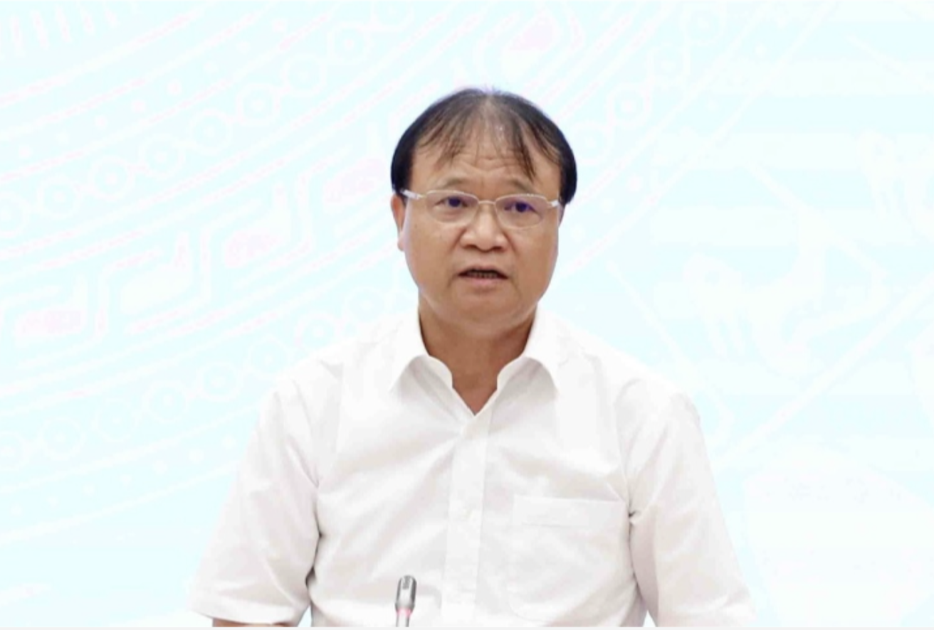 thu truong do thang hai dong cam chia se voi noi kho cua nguoi dan khi mat dien thu truong do thang hai dong cam chia se voi noi kho cua nguoi dan khi mat dien