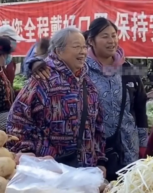 he lo cuoc song doi thuong cua dung ma ma ly minh khai o tuoi 87 he lo cuoc song doi thuong cua dung ma ma ly minh khai o tuoi 87