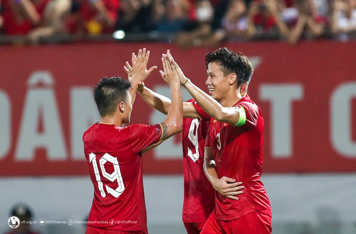 doi tuyen viet nam tang diem tren bang xep hang fifa tro lai top 15 chau a doi tuyen viet nam tang diem tren bang xep hang fifa tro lai top 15 chau a