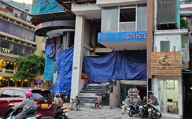 nha hang khach san 3 sao dang kinh doanh tot cung bi ngan hang rao ban1