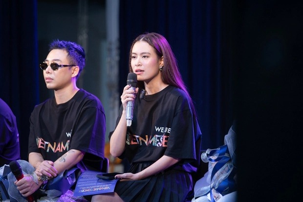 dong thai bat ngo cua hoang thuy linh sau on ao dua nguoi len san khau hop bao de day doi2 dong thai bat ngo cua hoang thuy linh sau on ao dua nguoi len san khau hop bao de day doi2