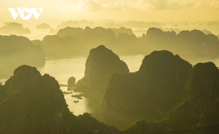ve dep nen tho lam say dam long nguoi cua di san the gioi vinh ha long quan dao cat ba11