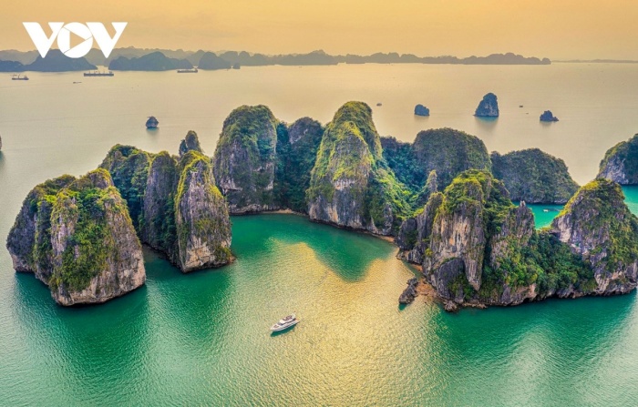 ve dep nen tho lam say dam long nguoi cua di san the gioi vinh ha long quan dao cat ba3