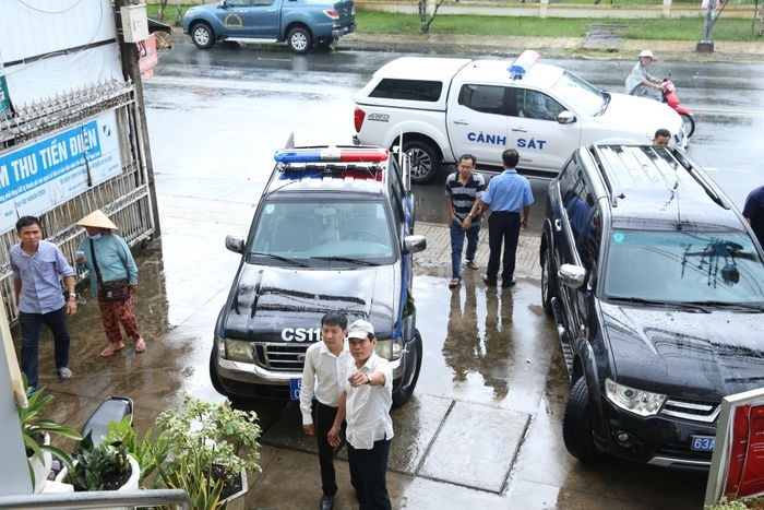 truy bat doi tuong mang vat giong sung tu che di cuop ngan hang o tien giang1