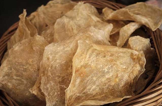 ca co mot bo phan cuc dat sanh ngang to yen nhung thuong bi vut bo1 ca co mot bo phan cuc dat sanh ngang to yen nhung thuong bi vut bo1