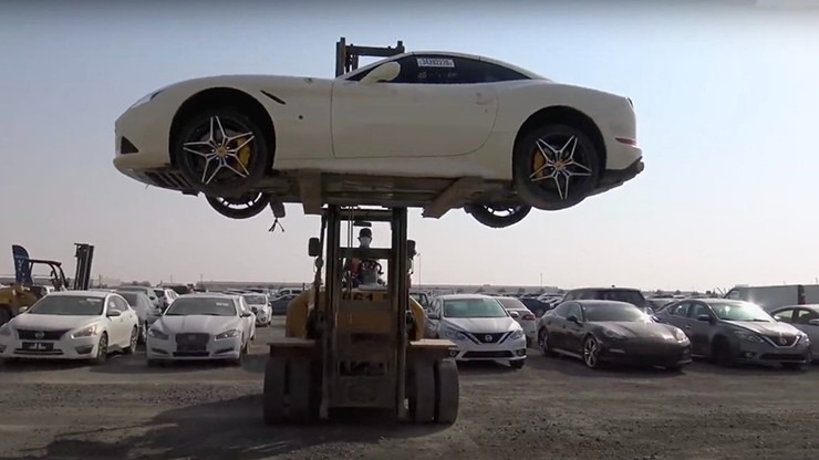 kham pha nghia dia sieu xe khong lo o dubai o to phien ban gioi han cung bi bo roi2 kham pha nghia dia sieu xe khong lo o dubai o to phien ban gioi han cung bi bo roi2