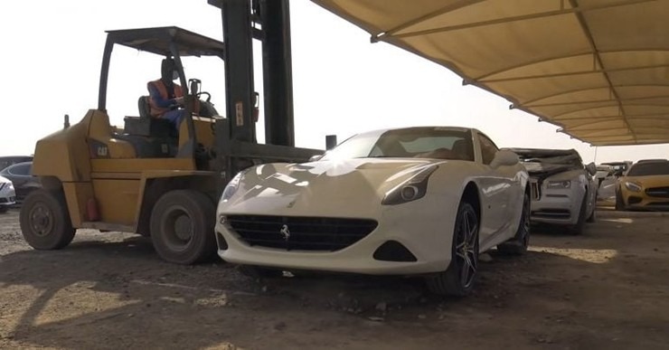 kham pha nghia dia sieu xe khong lo o dubai o to phien ban gioi han cung bi bo roi6 kham pha nghia dia sieu xe khong lo o dubai o to phien ban gioi han cung bi bo roi6
