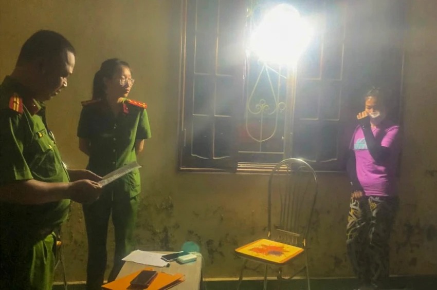 quang binh tam giu hinh su nu chu lo de giao dich gan 100 trieu dong ngay quang binh tam giu hinh su nu chu lo de giao dich gan 100 trieu dong ngay