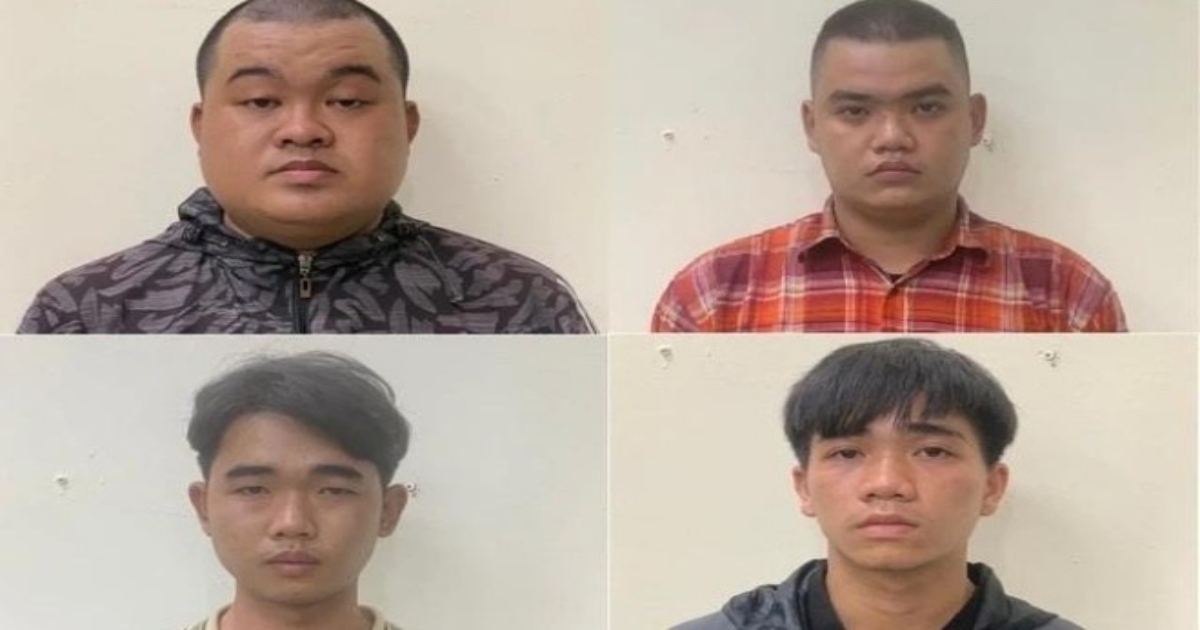 4 thanh nien gia danh cong an bat xe vi pham giao thong yeu cau dua tien de duoc tha 4 thanh nien gia danh cong an bat xe vi pham giao thong yeu cau dua tien de duoc tha