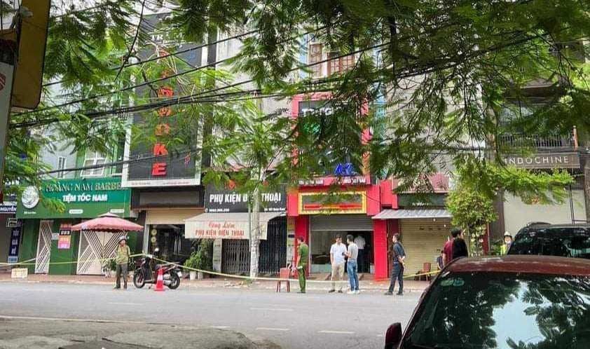 vu xo xat trong quan karaoke o hai phong 3 nguoi thuong vong 2 nghi pham bi bat o dau1 vu xo xat trong quan karaoke o hai phong 3 nguoi thuong vong 2 nghi pham bi bat o dau1