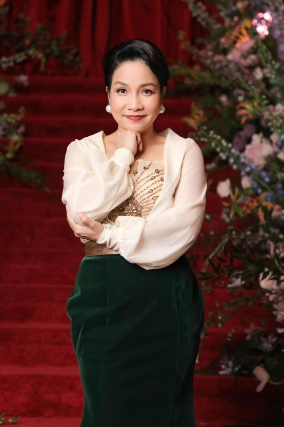 nhan sac chi dep my linh thang hang theo nam thang chi co mot dieu duy nhat khong doi9