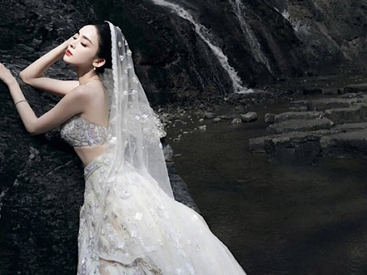 nhan sac lam me dam long nguoi cua hai my nhan tan cuong dinh dam cbiz3