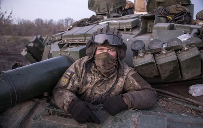 cang thang nga ukraine ngay 911 nga siet chat vong vay o avdiivka day ukraine vao tinh the kho khan1