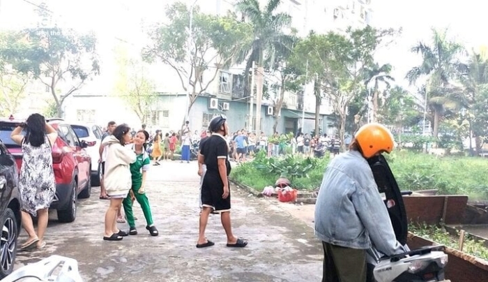 anh can ho chung cu o da nang bat ngo boc chay nguoi dan voi vang thao chay5 anh can ho chung cu o da nang bat ngo boc chay nguoi dan voi vang thao chay5