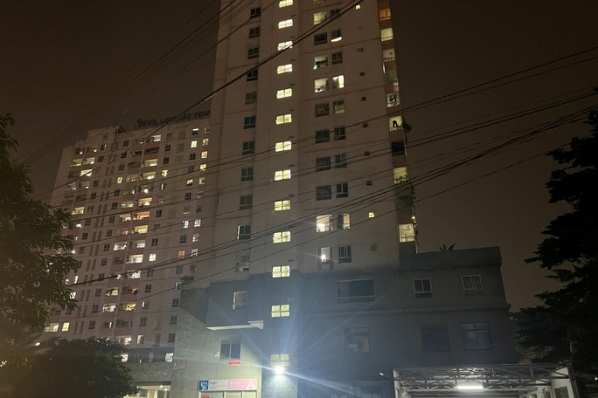 tphcm dieu tra vu nguoi phu nu tu vong o ban cong tang 4 chung cu