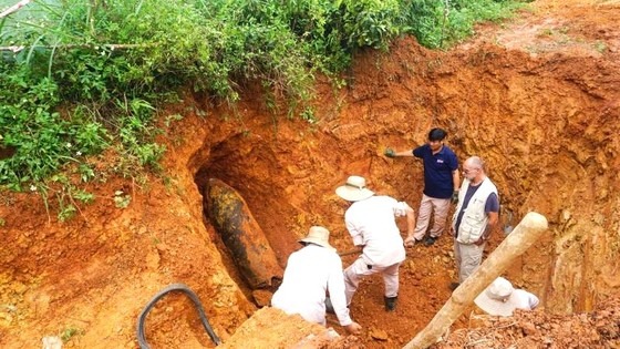lien tiep phat hien 3 qua bom trong luong lon tai quang binh1 lien tiep phat hien 3 qua bom trong luong lon tai quang binh1