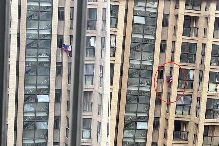quen mang chia khoa nha nguoi phu nu lieu linh lam mot viec khien hang xom voi goi cuu ho