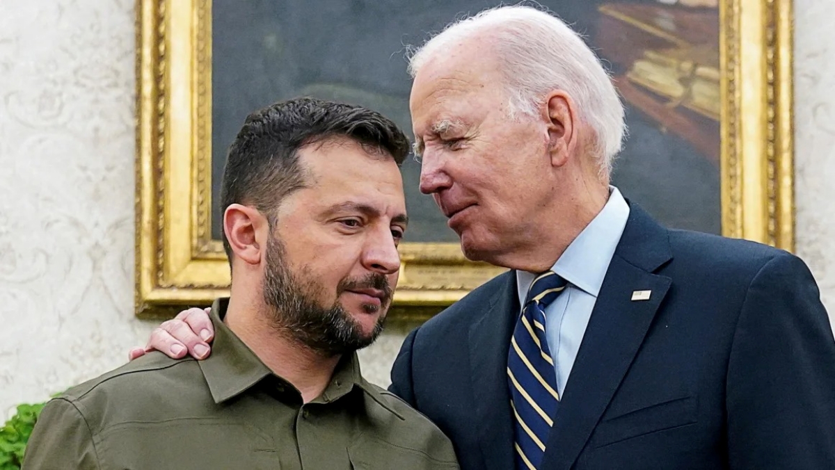 tong thong zelensky den nha trang giua luc nguon vien tro gap nguy