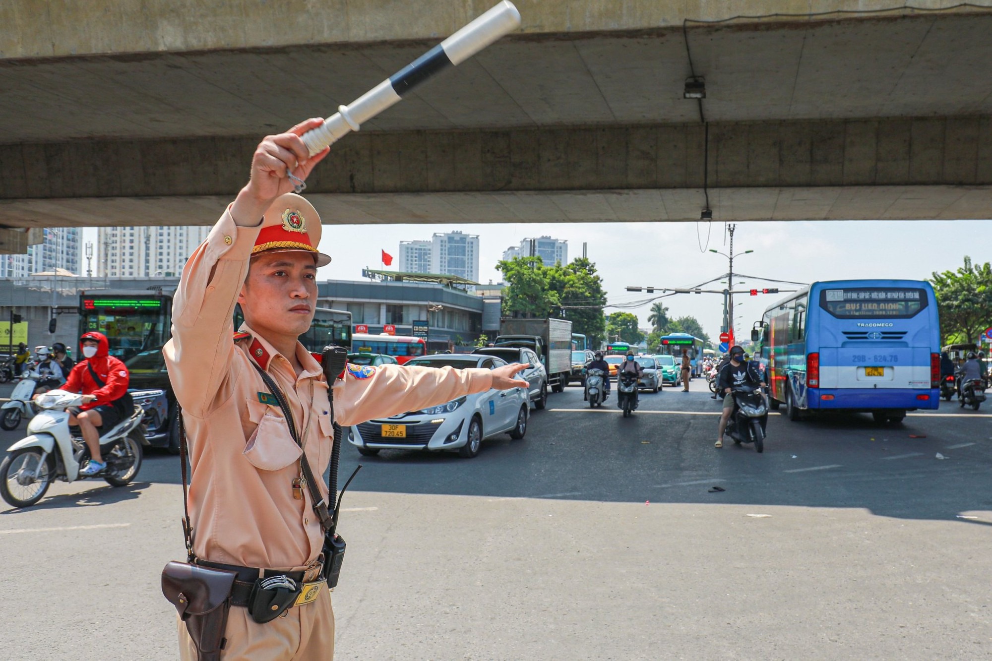 ha noi yeu cau khong de hanh khach khong kip ve que an tet do thieu phuong tien ha noi yeu cau khong de hanh khach khong kip ve que an tet do thieu phuong tien