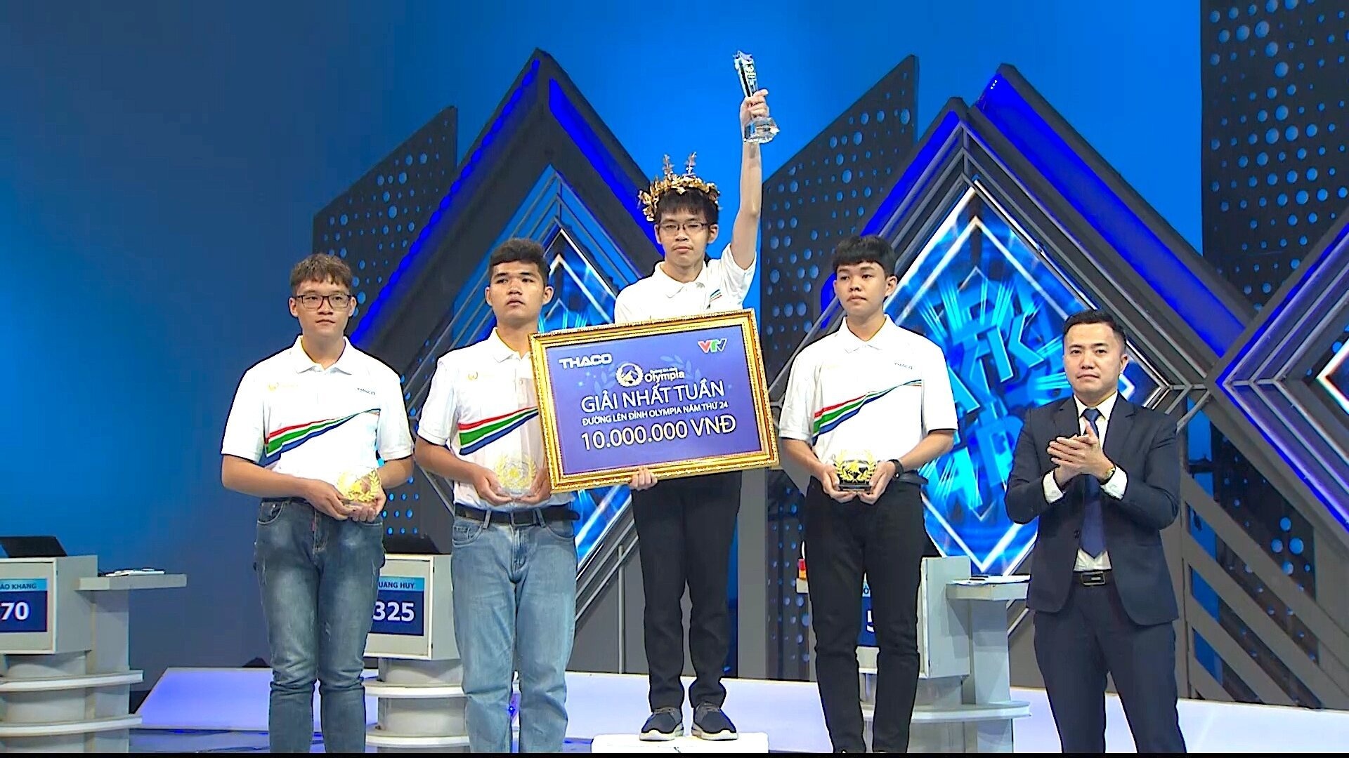 nam sinh hung yen nguoc dong an tuong cung luc lap 2 ky luco duong len dinh olympia mua 24 nam sinh hung yen nguoc dong an tuong cung luc lap 2 ky luco duong len dinh olympia mua 24