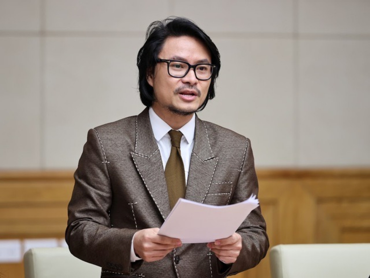 dao dien hoang nhat nam cong ty sen vang nen co su kiem soat cac cuoc thi hoa hau uy tin nghiem tuc1 dao dien hoang nhat nam cong ty sen vang nen co su kiem soat cac cuoc thi hoa hau uy tin nghiem tuc1