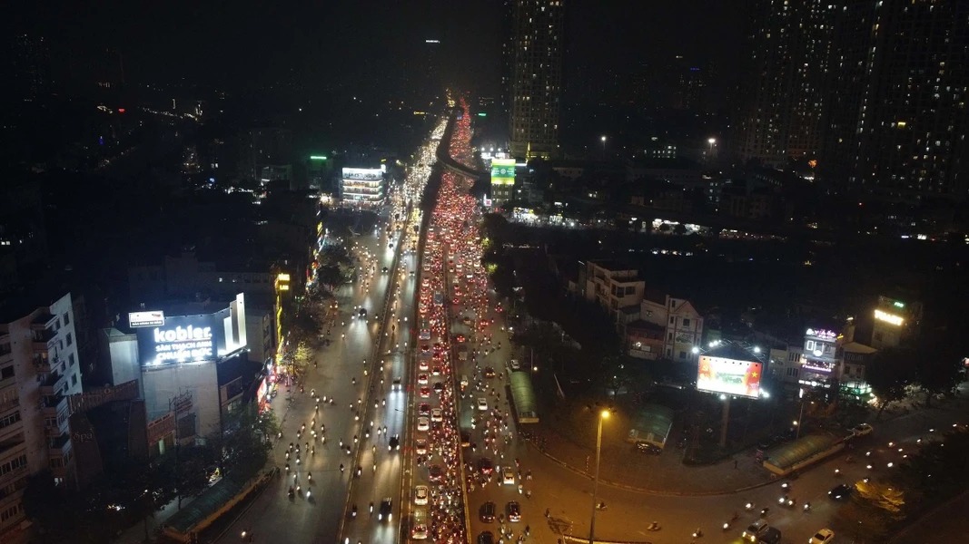 duong pho ha noi un tac trong ngay can tet nguoi dan chat vat di chuyen9 duong pho ha noi un tac trong ngay can tet nguoi dan chat vat di chuyen9