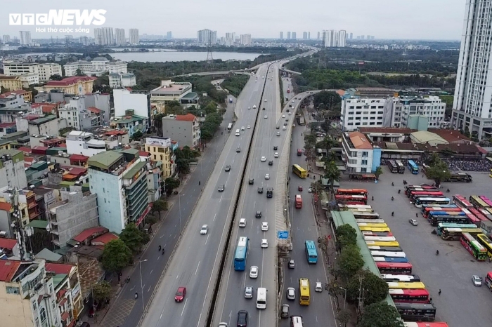 anh duong pho ha noi thong thoang phuong tien di chuyen de dang trong sang 29 tet1