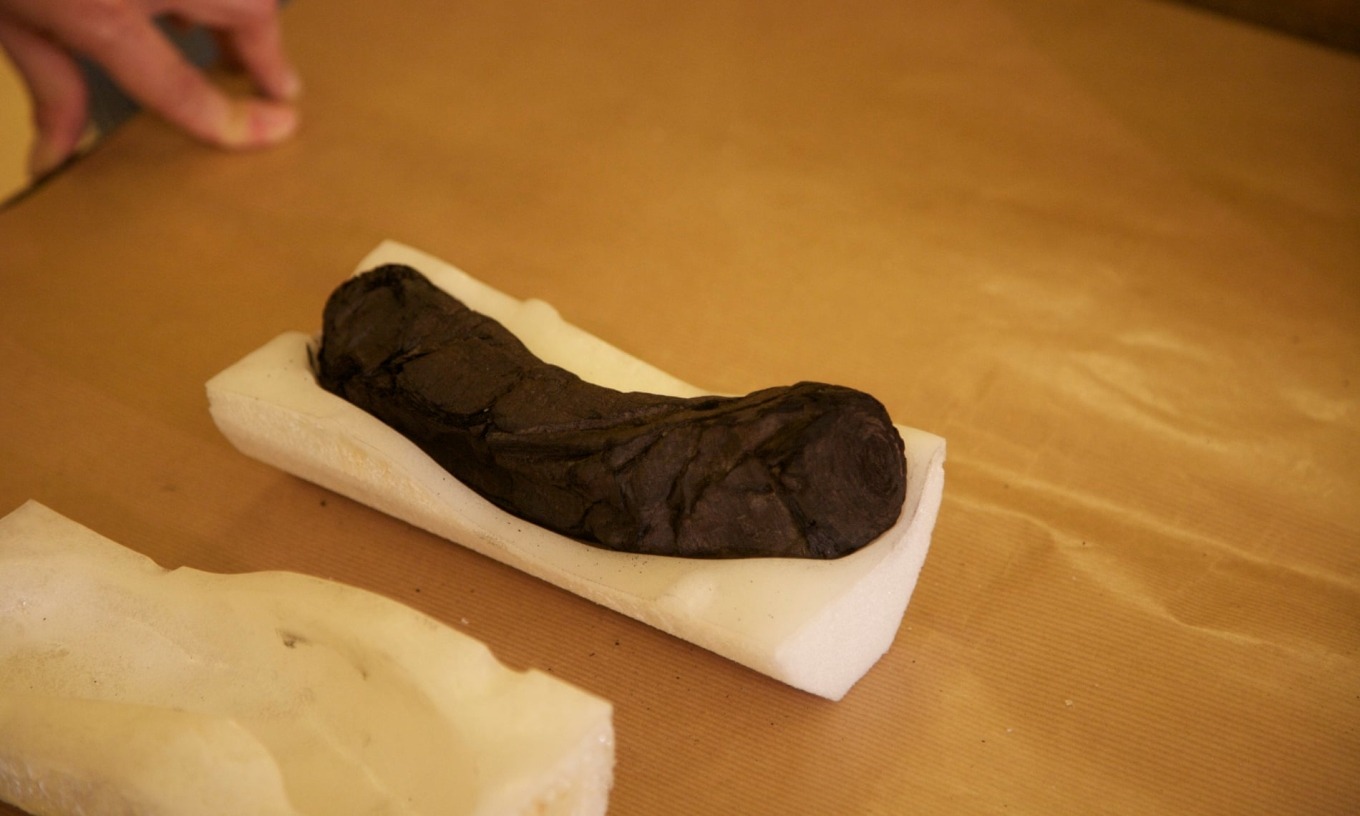 ai giup giai ma noi dung cuon giay bi hu hai trong tham hoa nui lua 2000 nam truoc ai giup giai ma noi dung cuon giay bi hu hai trong tham hoa nui lua 2000 nam truoc