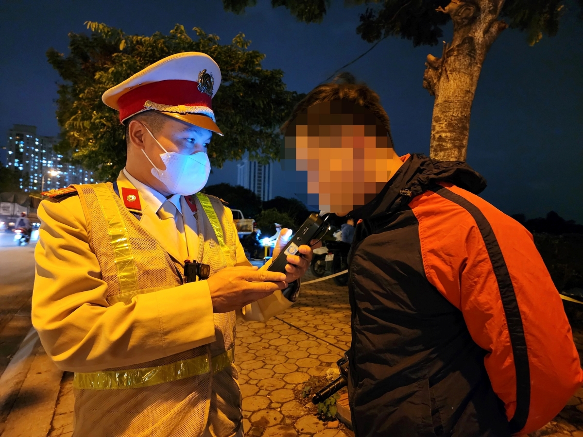 mot so loi vi pham giao thong nguoi di xe may can luu y keo tet mat vui mot so loi vi pham giao thong nguoi di xe may can luu y keo tet mat vui