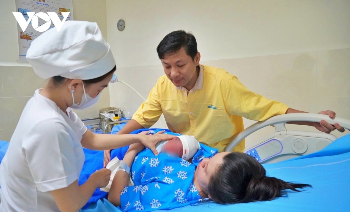 tin tuc doi song moi nhat ngay 1122024 phao bay thang vao mat co gai co nguy co mu vinh vien2 tin tuc doi song moi nhat ngay 1122024 phao bay thang vao mat co gai co nguy co mu vinh vien2