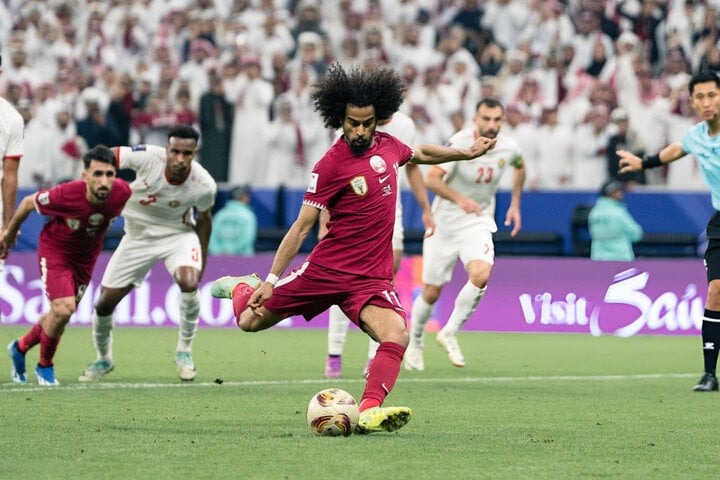 danh bai jordan bang 3 hattrick phat den qatar bao ve thanh cong ngoi vo dich asian cup 2023