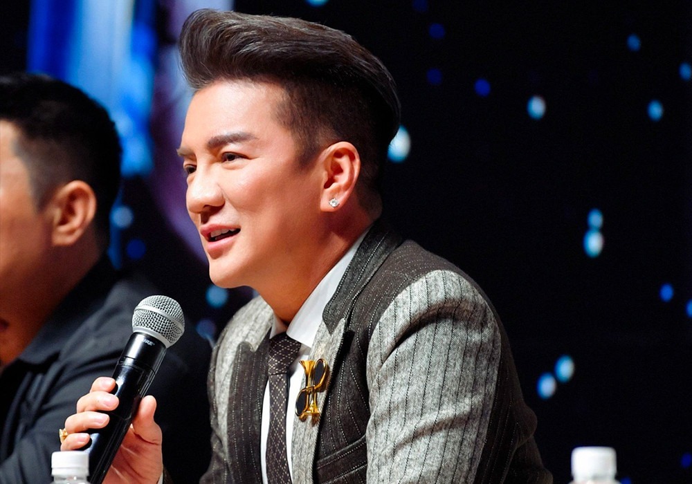 dam vinh hung bi nga tu tren cao khi trinh dien o my 2 dem liveshow phai lui lich1