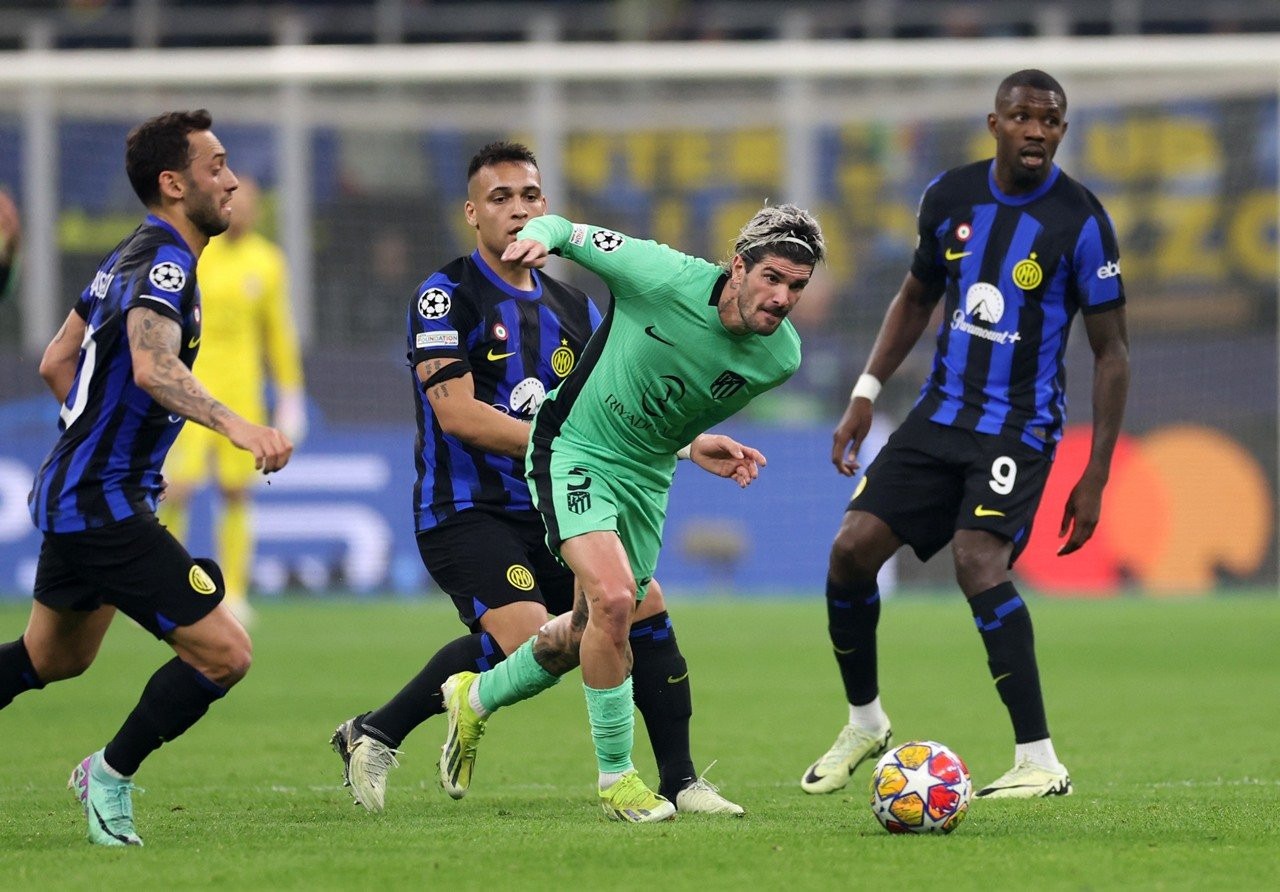 marko arnautovic toa sang giup inter milan danh bai atletico madrid