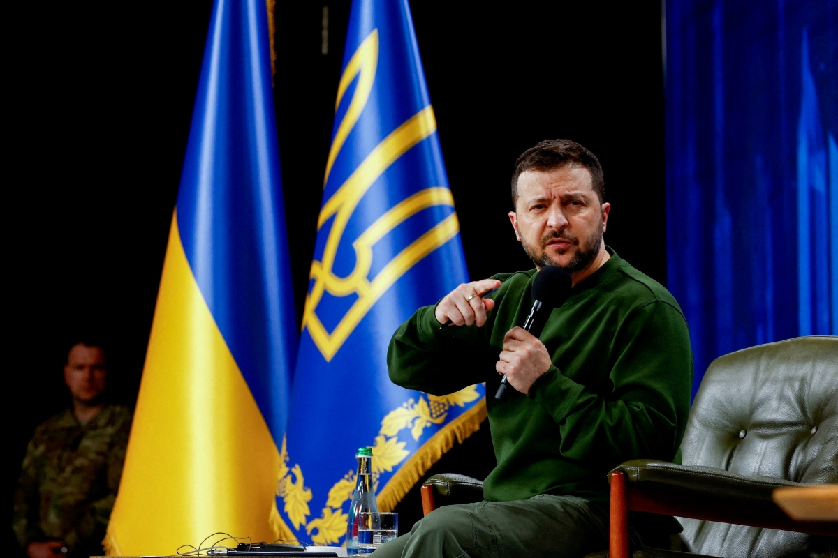 tong thong zelensky noi ke hoach phan cong cua ukraine bi tuon cho nga truoc khi dien ra