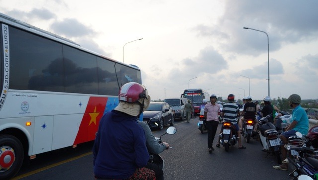 ba ria vung tau can cau do sap mot nguoi tu vong tai cho1
