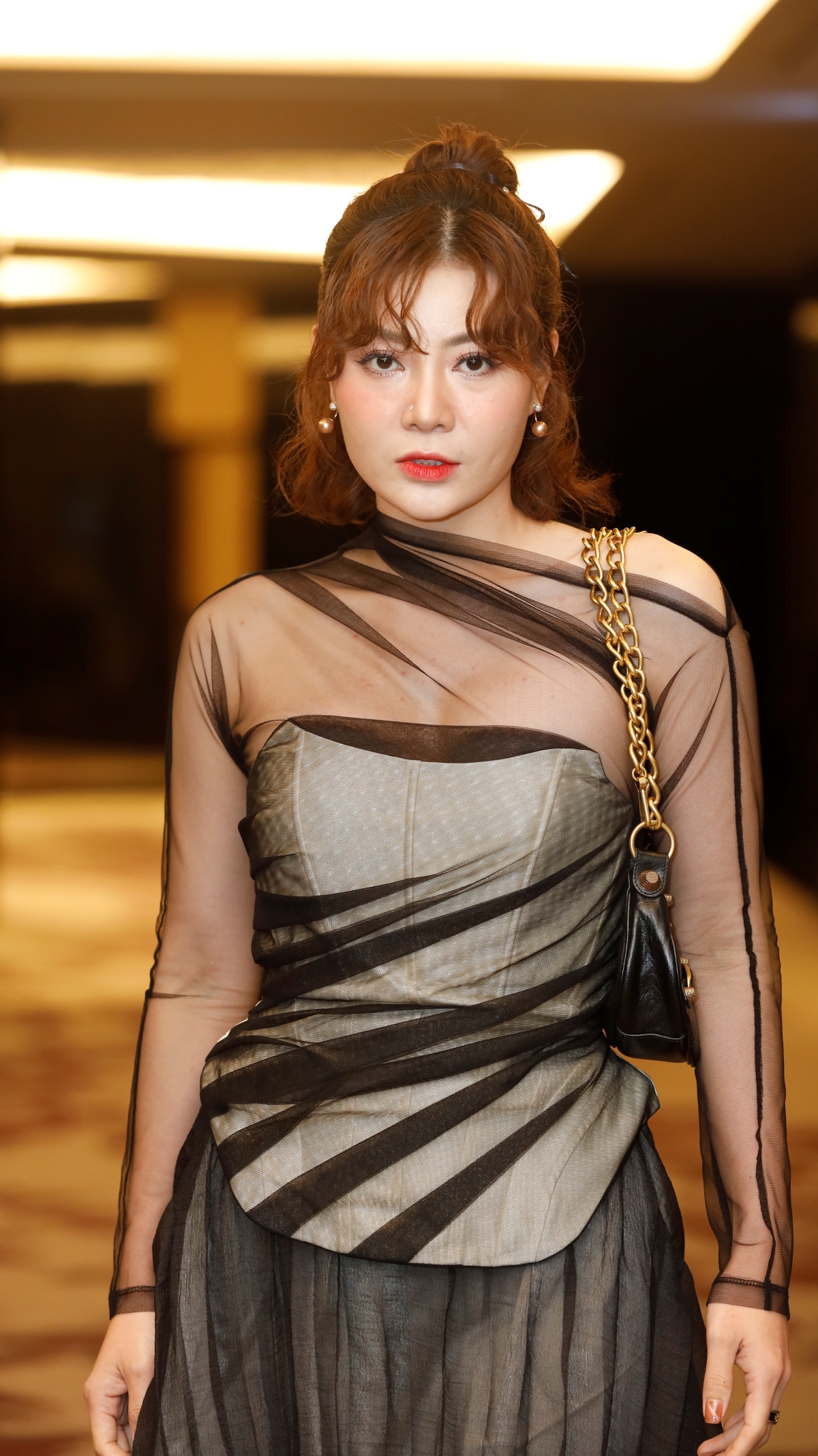 van dung dong phim nguoi mot nha lan dau tien trong cuoc doi toi bi danh khiep hon mat 2 ngay