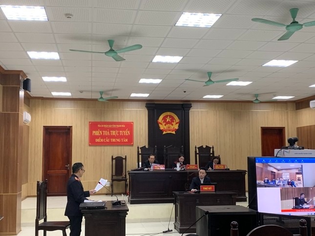 dap pha ket sat truong bat thanh giang vien dai hoc trom tai san cua ke toan truong dap pha ket sat truong bat thanh giang vien dai hoc trom tai san cua ke toan truong