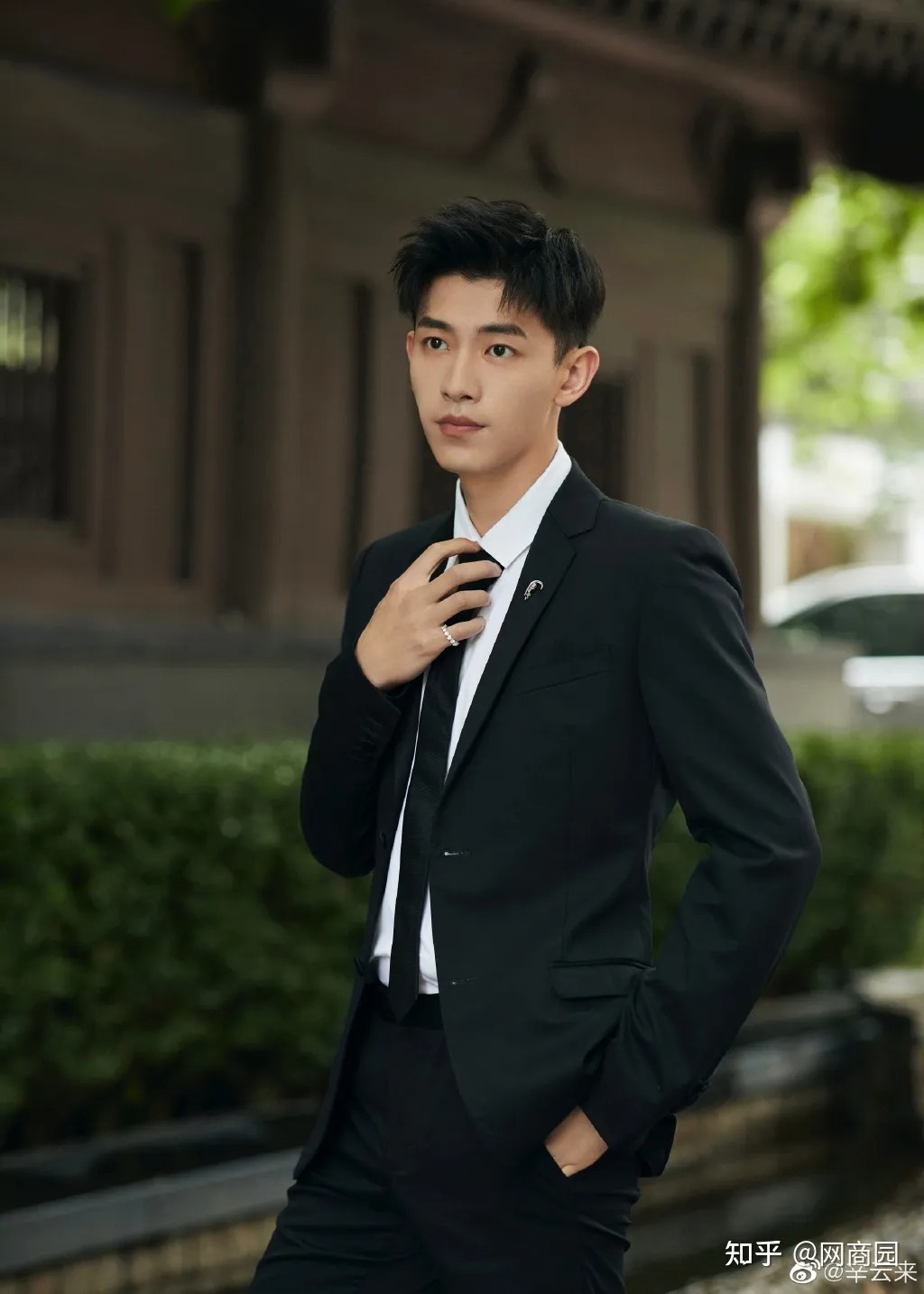dien vien tan van lai dong vai mac phuong to tinh tham ly o du phuong hanh la ai7 dien vien tan van lai dong vai mac phuong to tinh tham ly o du phuong hanh la ai7