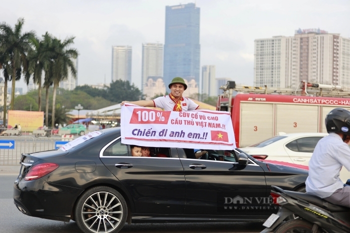 anh cdv viet nam do ve san van dong my dinh tiep lua cho thay tro hlv philippe troussier8