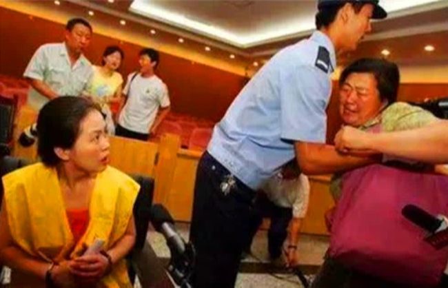 con trai bi giet chet me dien cuong tra thu 3 con trai bi giet chet me dien cuong tra thu 3