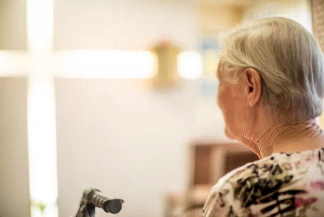 cu ba 80tuoi bi xam hai 1 cu ba 80tuoi bi xam hai 1