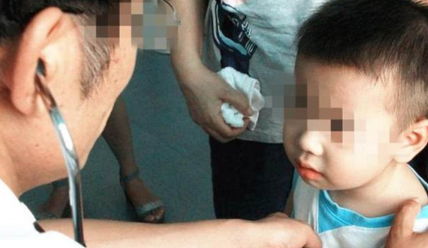 con trai la het rang co nguoi ngoai ban cong 2 con trai la het rang co nguoi ngoai ban cong 2