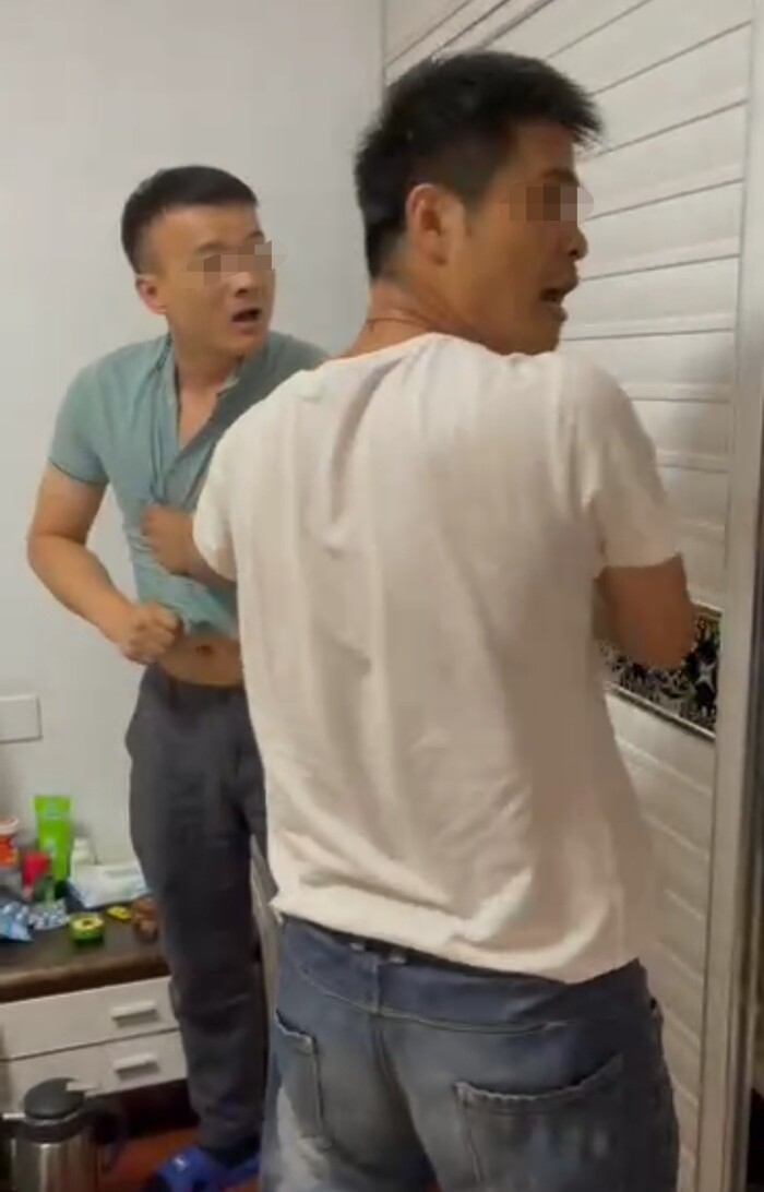 bat gian ngay tai nha 1