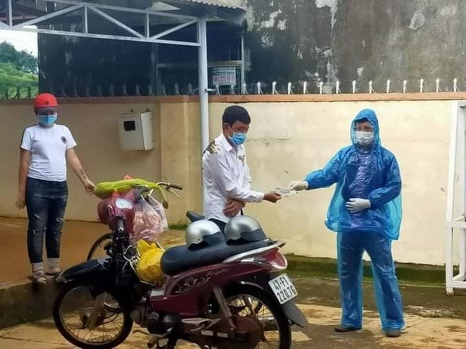 hai chi em di bo 500km 2 hai chi em di bo 500km 2