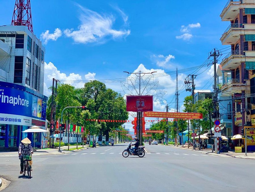 quang ngai gian cach 9 dia phuong